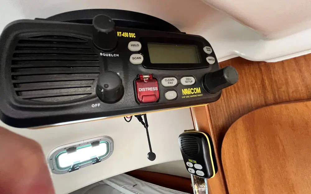 slider 7 Jeanneau Cap Camarat 755