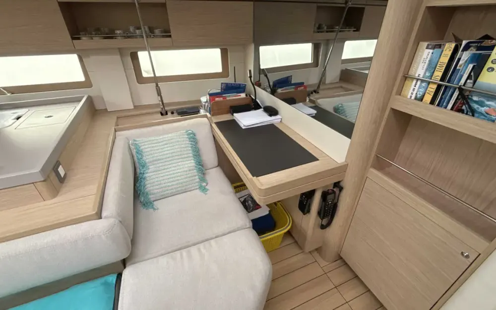 slider 24 Beneteau Oceanis 51.1