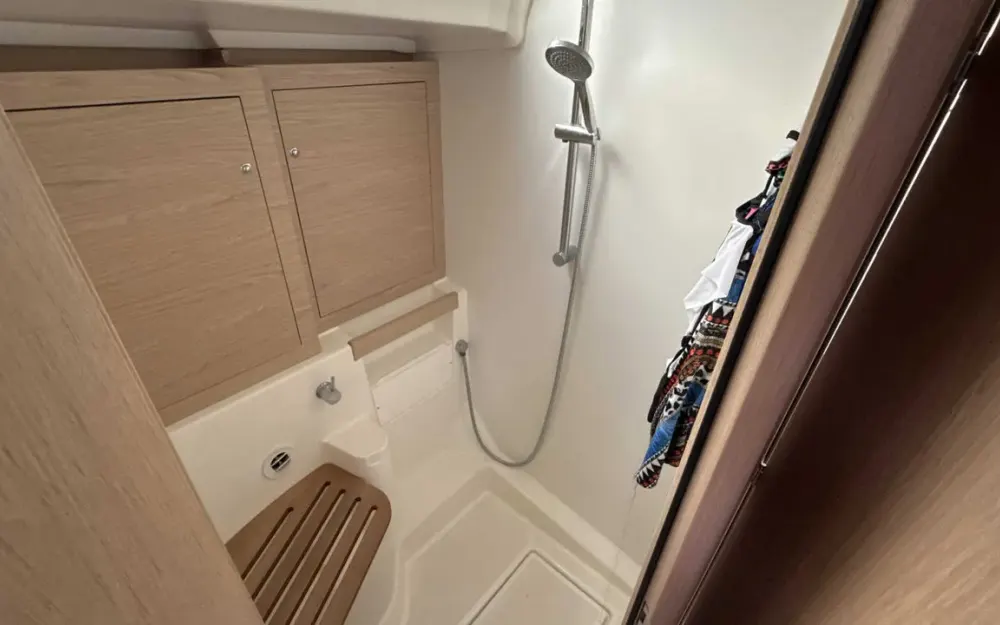 slider 34 Beneteau Oceanis 51.1