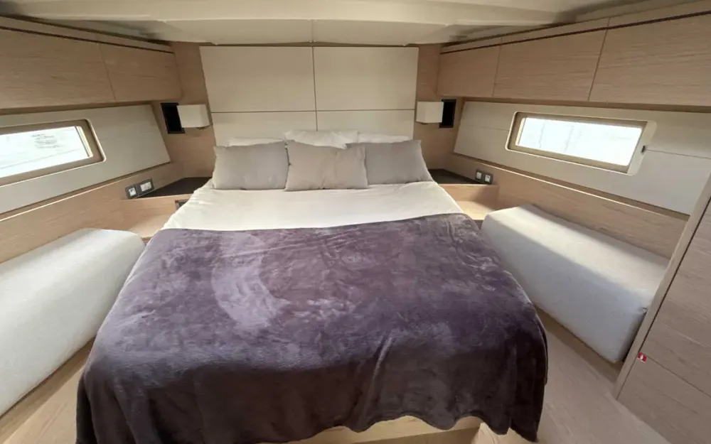 slider 35 Beneteau Oceanis 51.1