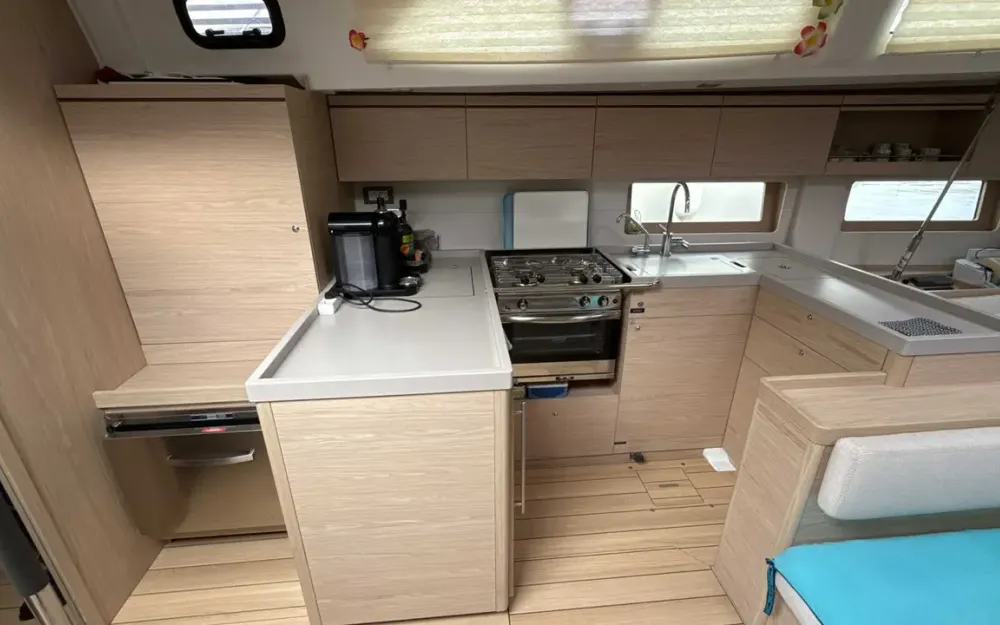 slider 38 Beneteau Oceanis 51.1