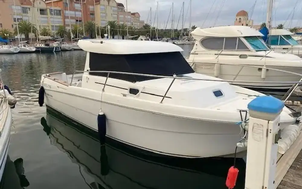 slider 0 Beneteau Antares 710