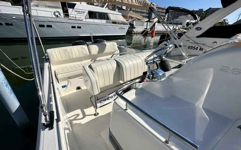 slider 17 Kelt White Shark 265