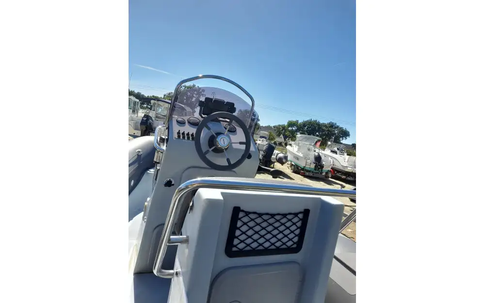 slider 6 Valiant V 500 Sport