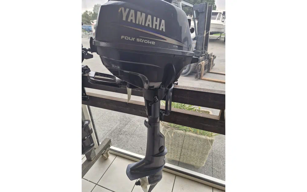 slider 0 Yamaha 2.5