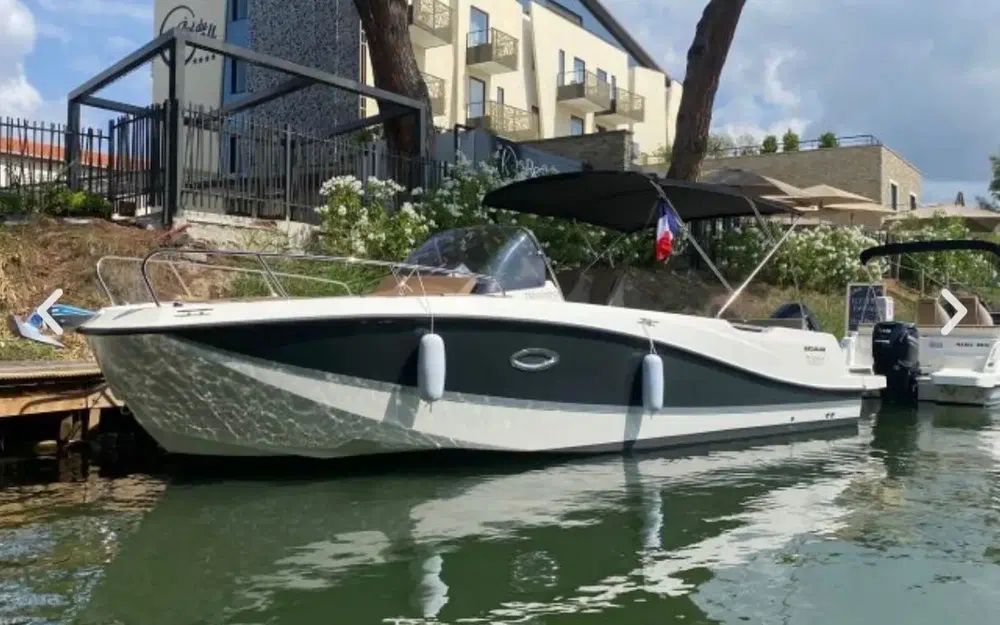 slider 9 Quicksilver Activ 755 Sundeck