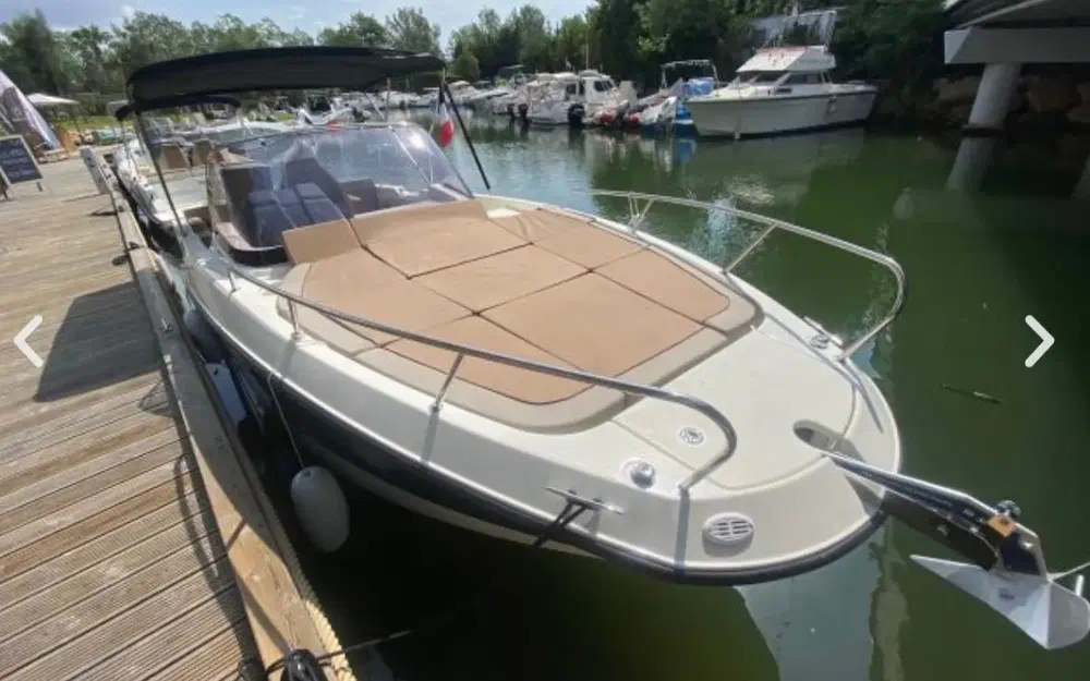 slider 6 Quicksilver Activ 755 Sundeck