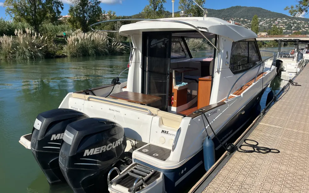 BeneteauAntares 880