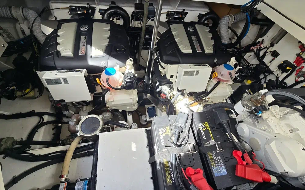 slider 16 Sea Ray 320 Sundancer