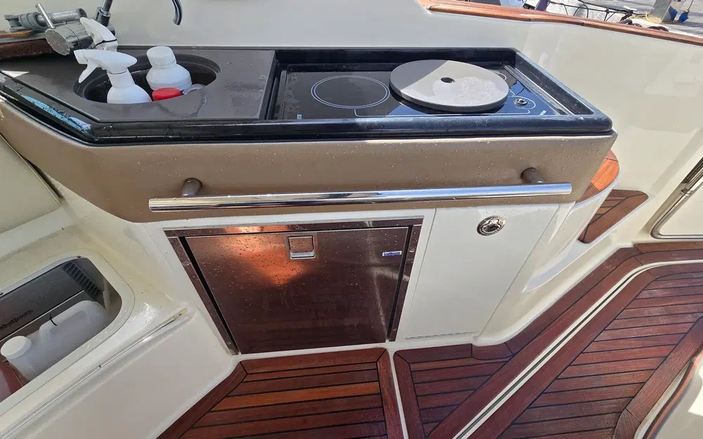 slider 6 Sea Ray 320 Sundancer
