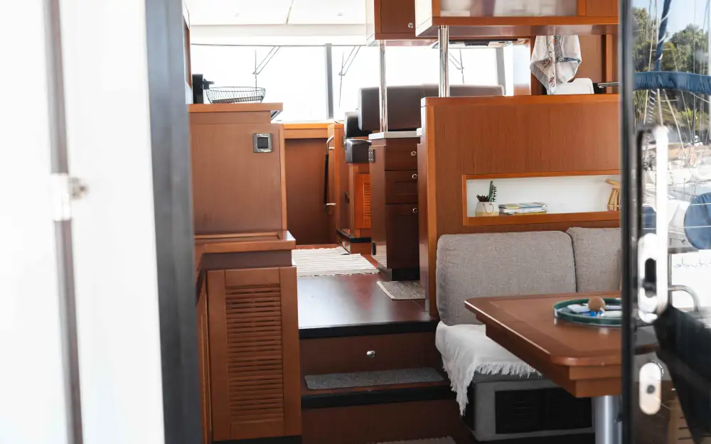 slider 18 Beneteau Swift Trawler 50