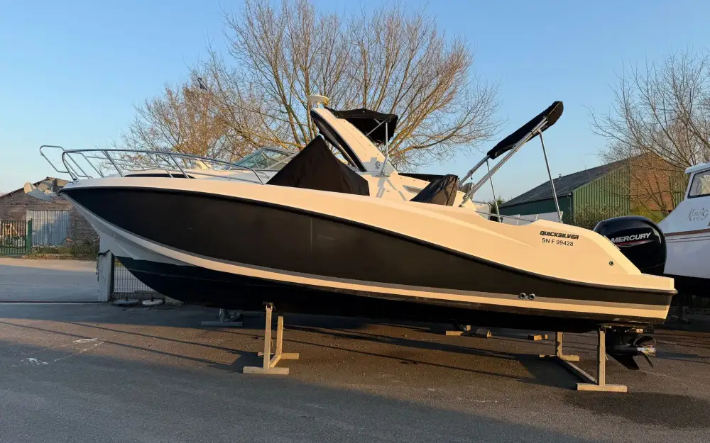 slider 0 Quicksilver Activ 675 Open
