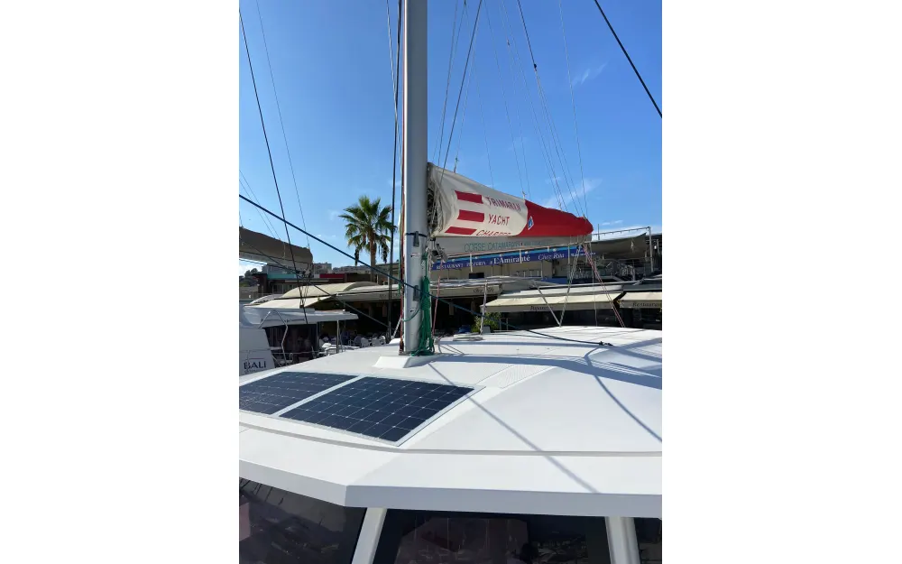 slider 12 Neel Trimarans Neel 43 - null