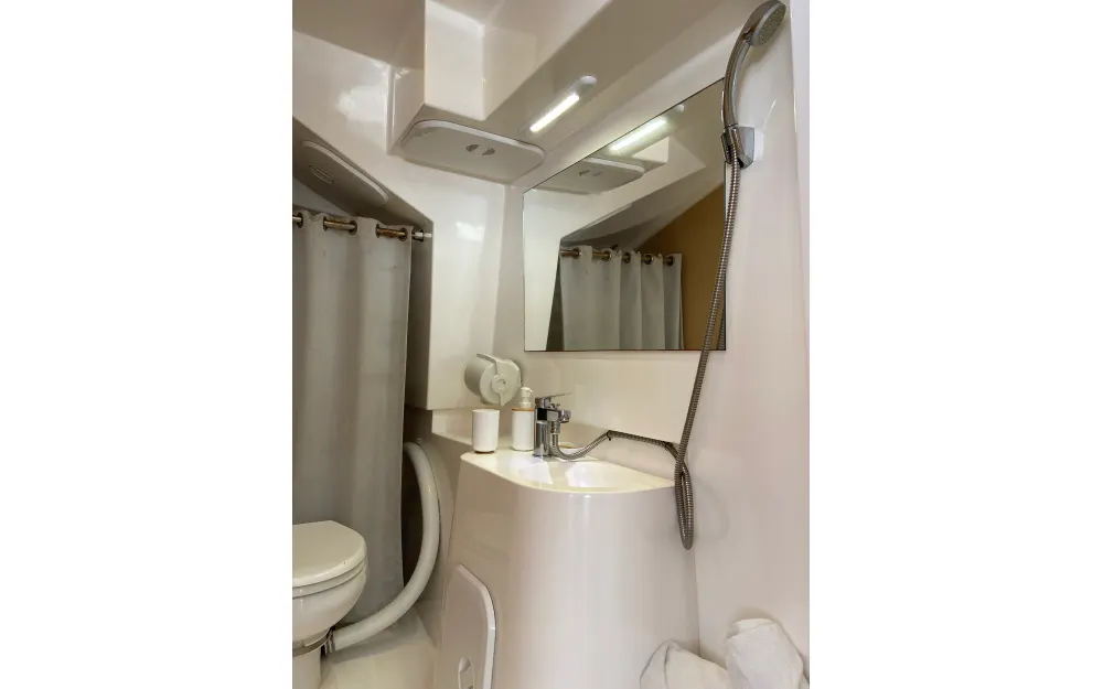slider 42 Neel Trimarans Neel 43 - null