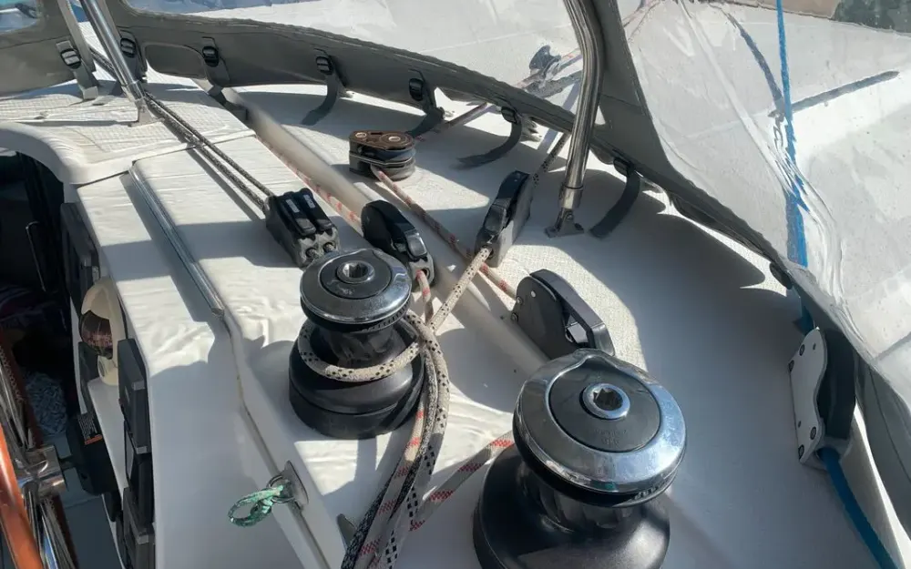 slider 6 Fountaine Pajot Lipari 41