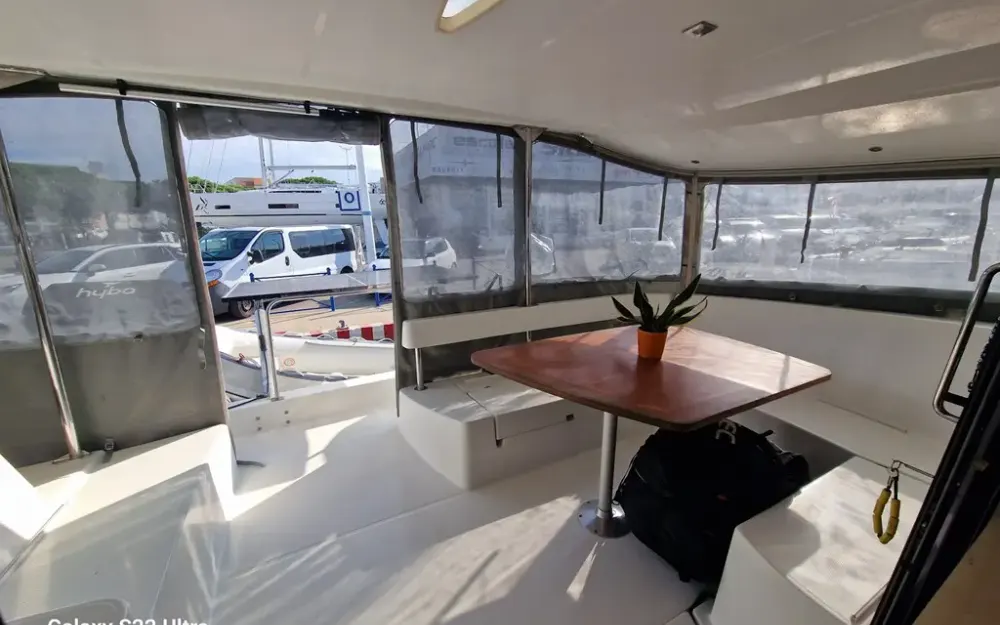 slider 8 Fountaine Pajot Lipari 41