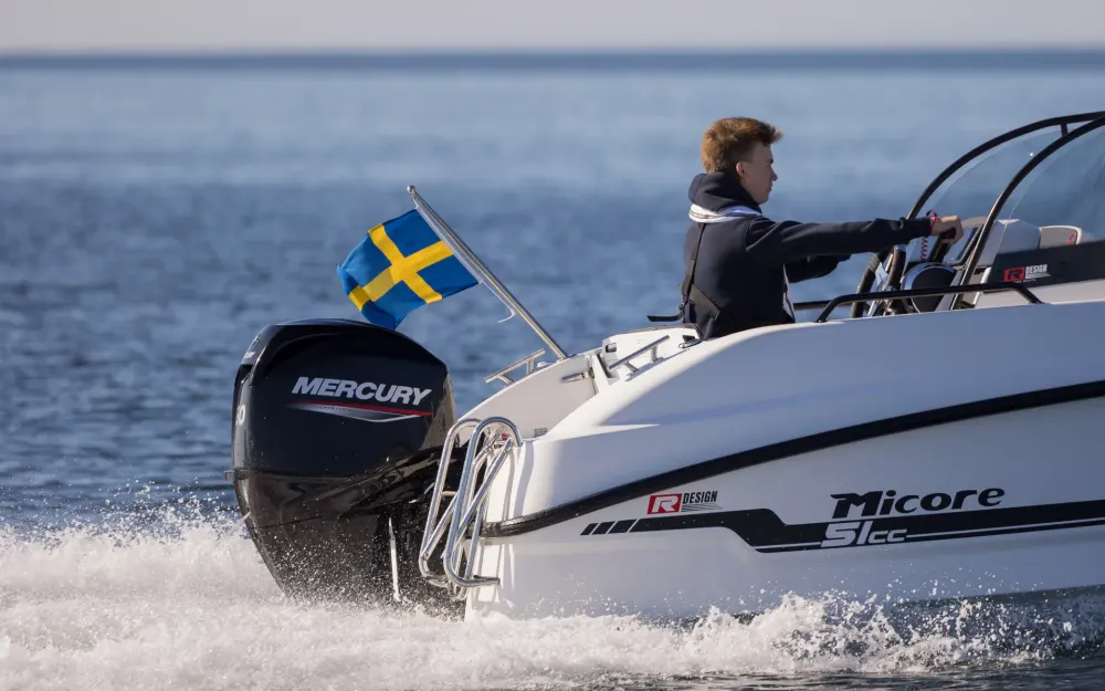 slider 0 Fourstroke 60 CV EFI