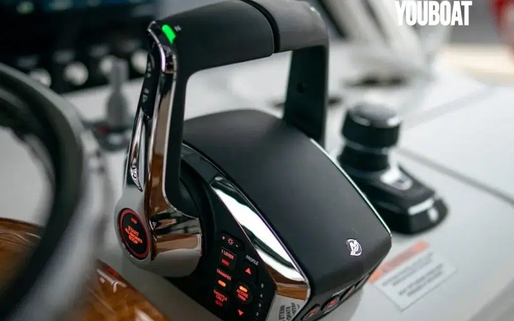 slider 4 Mercury 600