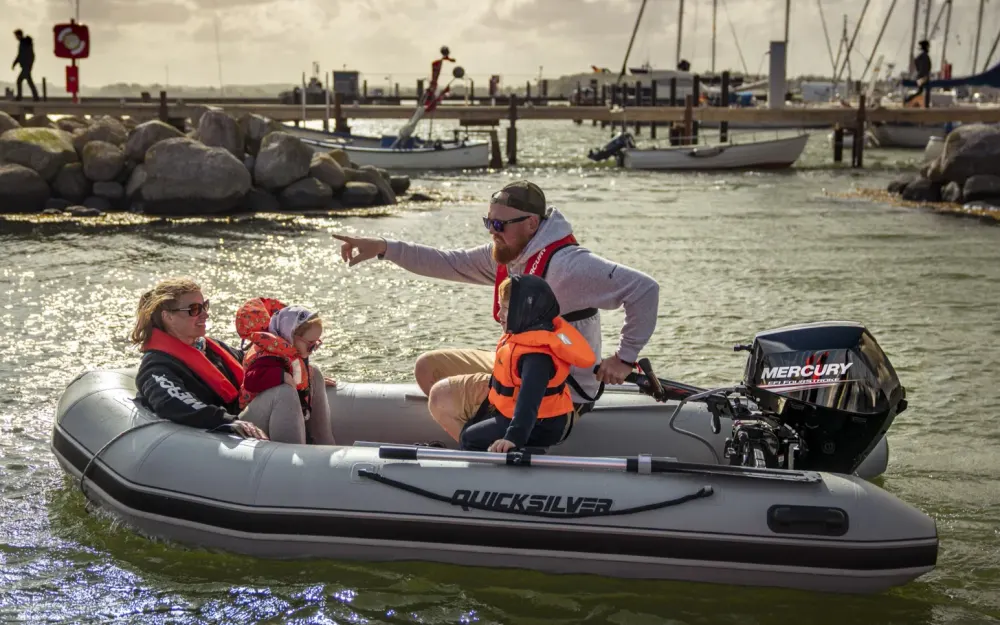 slider 3 Fourstroke 15 CV EFI