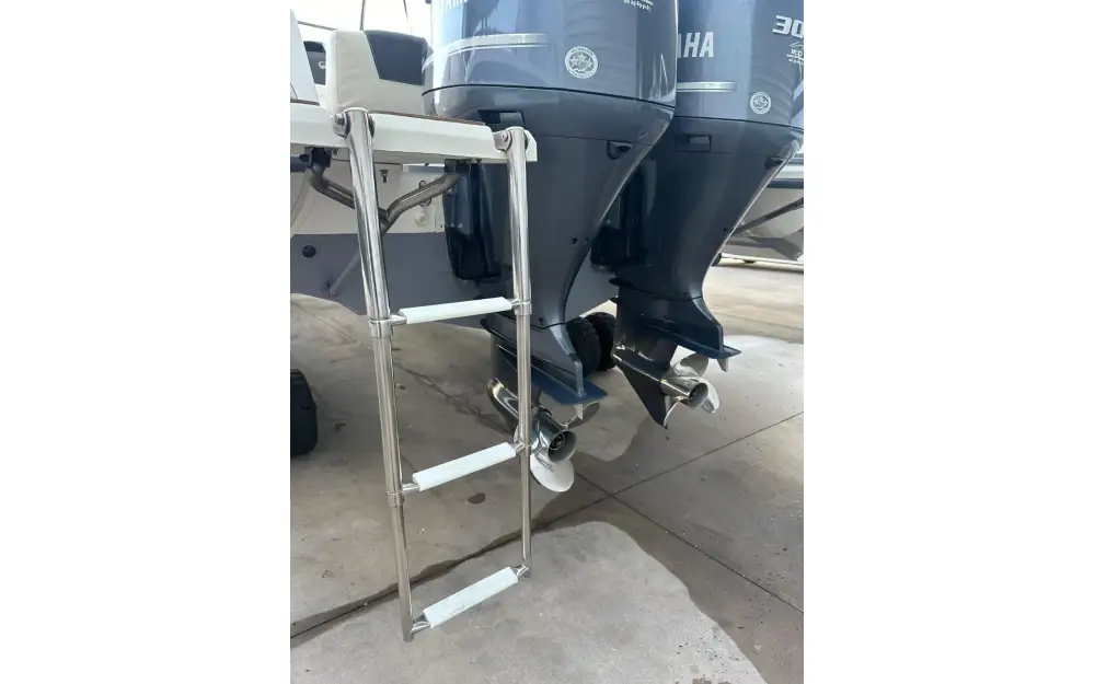slider 5 Capelli Tempest 900 WA