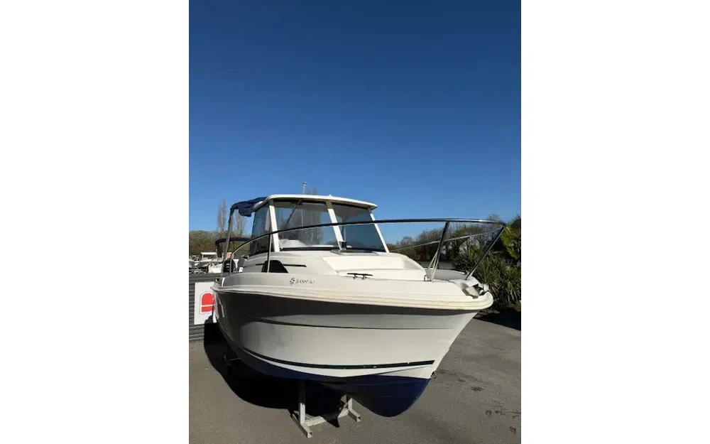 slider 0 Jeanneau Merry Fisher 580