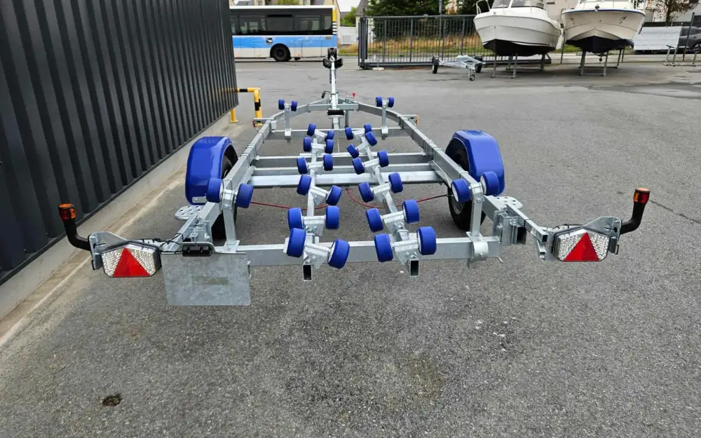 slider 4  Remorque Sun Way Galaxy 2.0 GS12 PTAC 1200 Kg