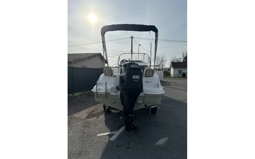 QuicksilverQuicksilver 555 Commander