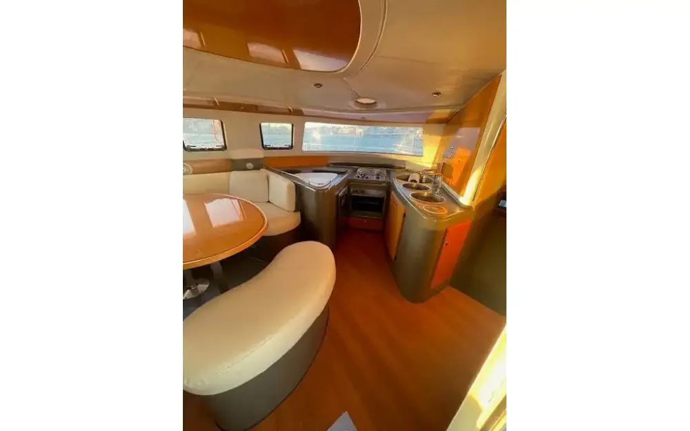 slider 18 Fountaine Pajot Belize 43