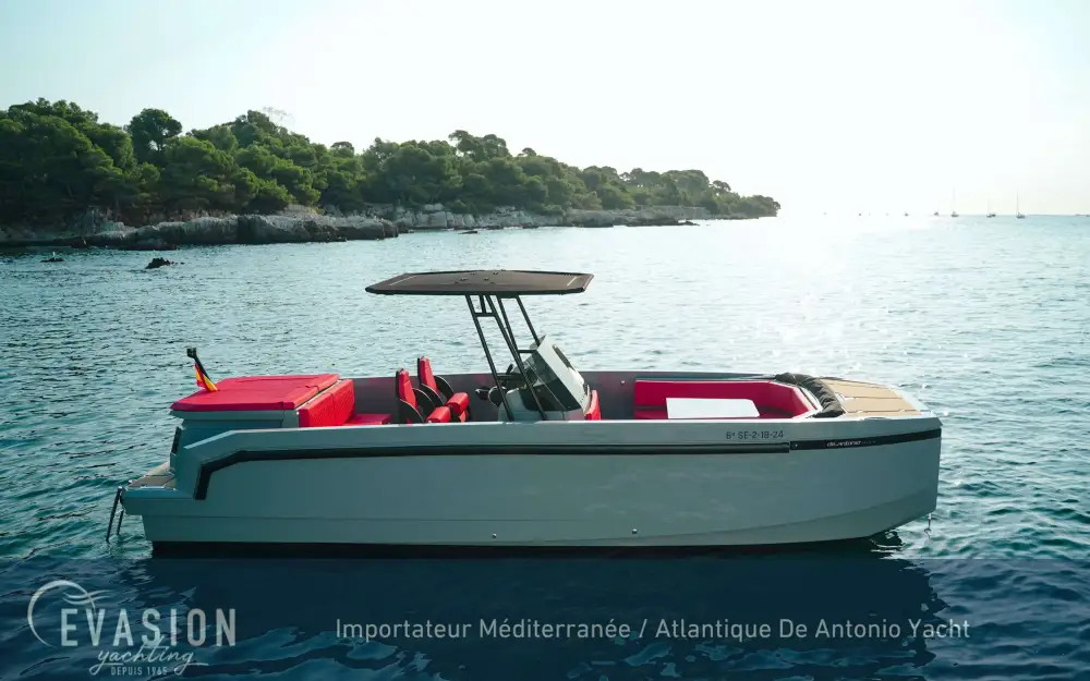slider 2 De Antonio Yachts D23 Open