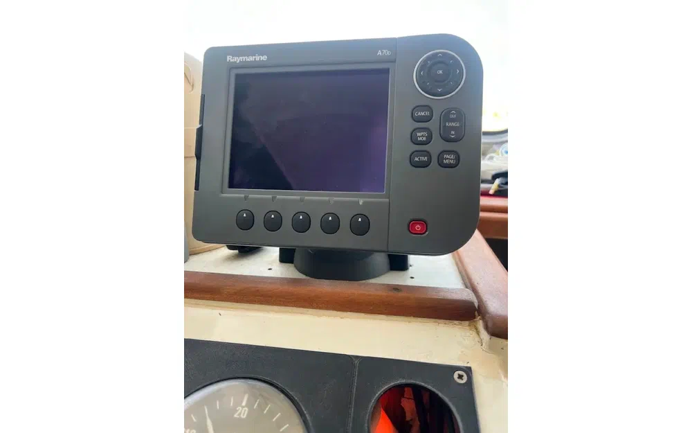 slider 13 Navimotors Teaser 31 Sport