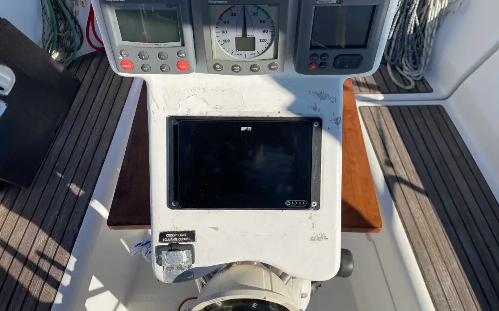 slider 6 Beneteau Oceanis 323 Clipper