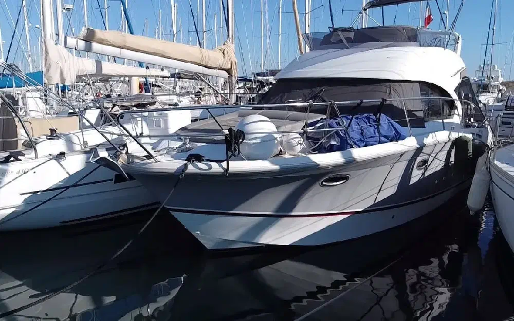slider 34 Beneteau Antares 36