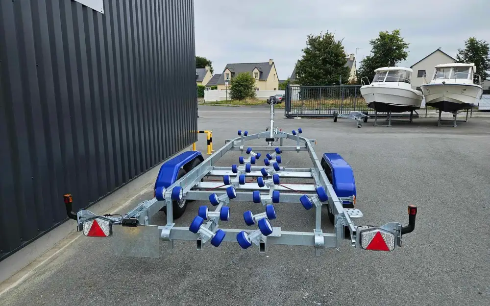slider 2 Remorque porte bateau Sun Way Galaxy GD18 PTAC 3500 Kg