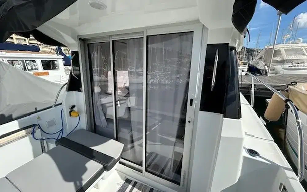 slider 9 Jeanneau Merry Fisher 795