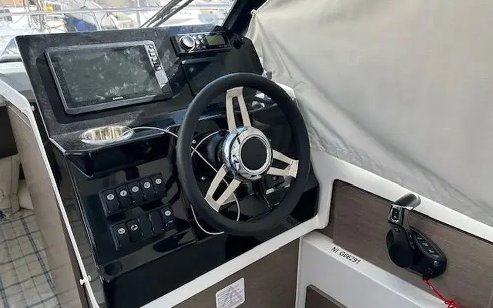 slider 22 Jeanneau Merry Fisher 795