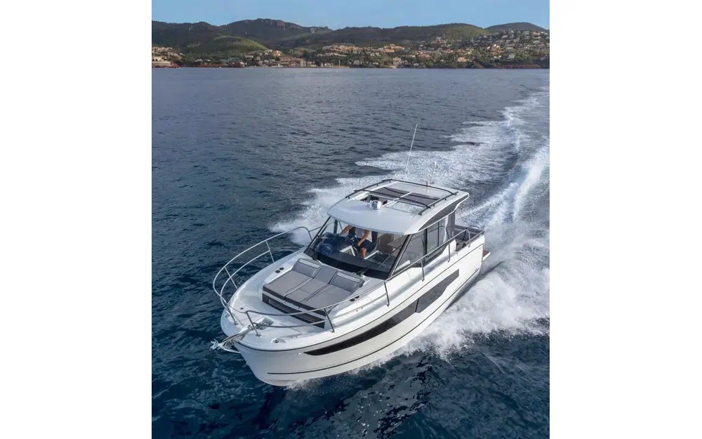 slider 4 Jeanneau Merry Fisher 895