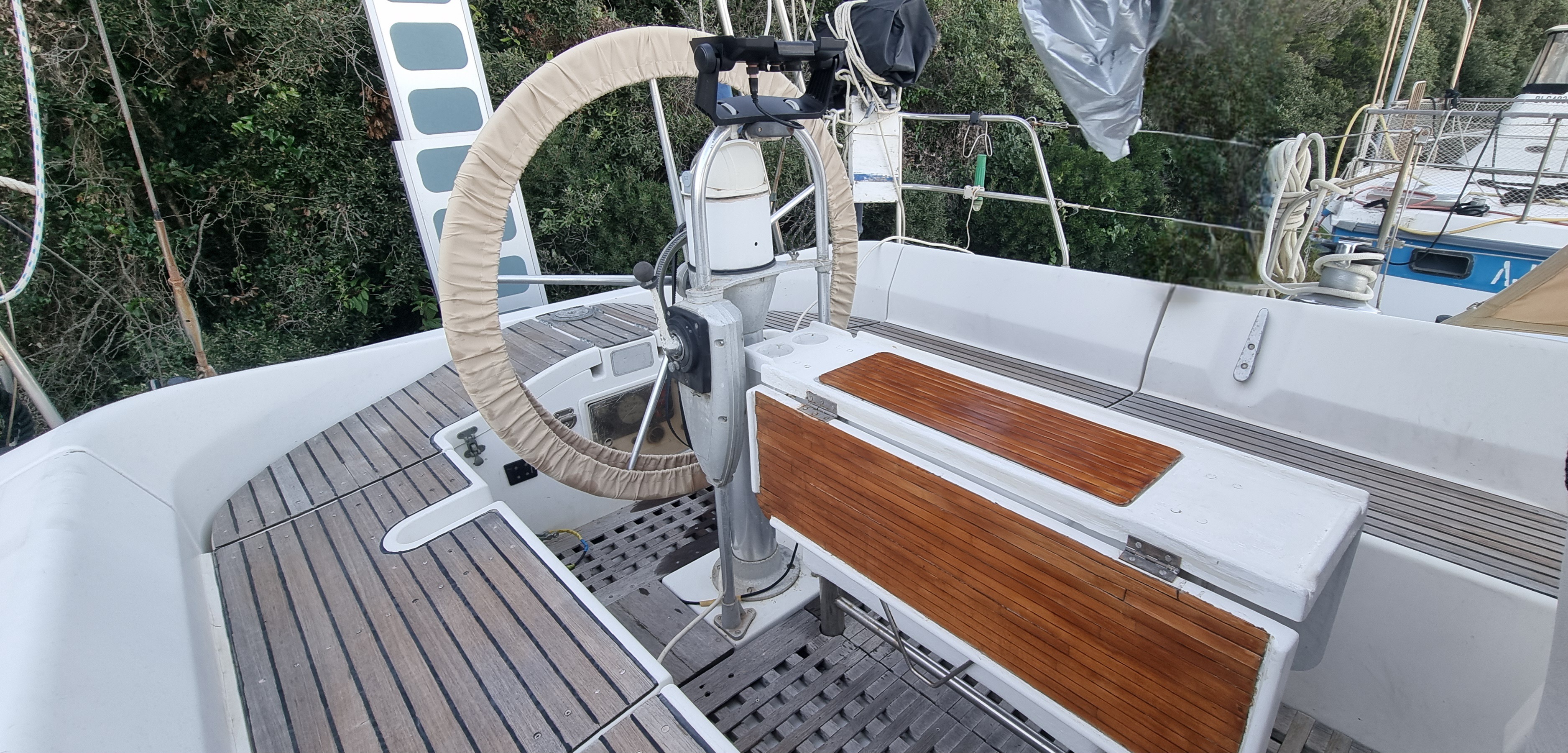 slider 4 Beneteau Oceanis