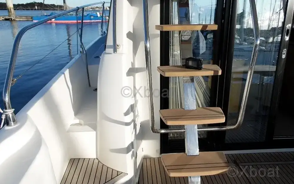 slider 11 Jeanneau Prestige 420 Fly