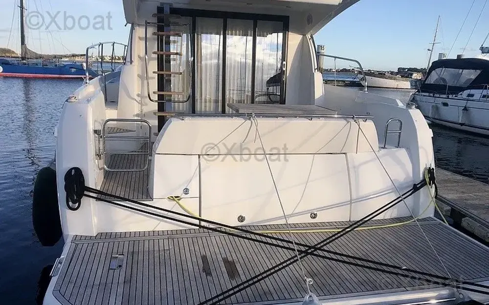 slider 1 Jeanneau Prestige 420 Fly - null