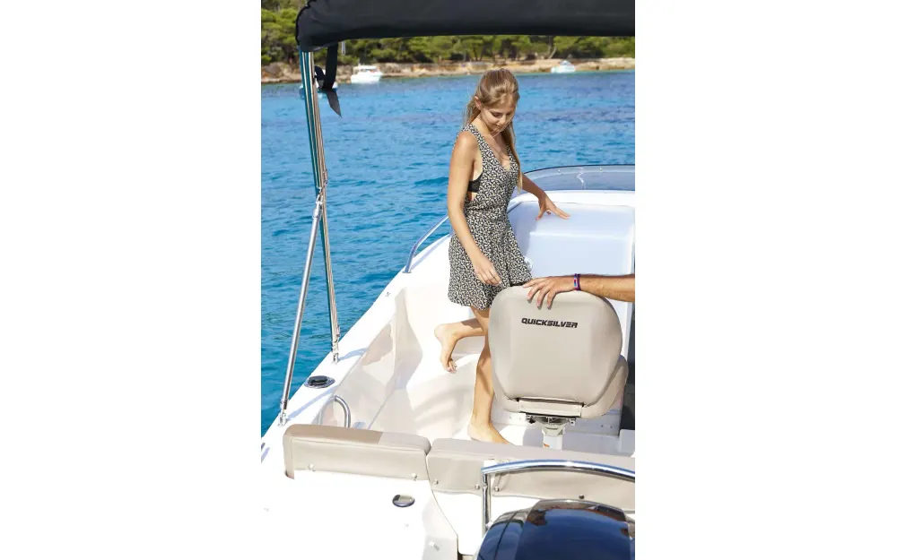 slider 8 Quicksilver Activ 505 Cabin - null