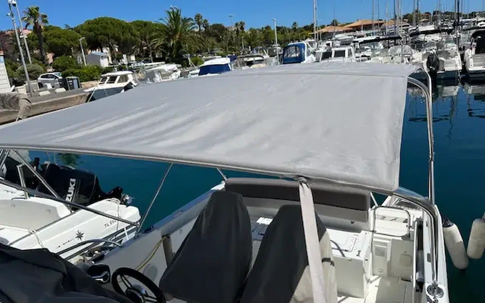 slider 13 Jeanneau Cap Camarat 7.5 WA