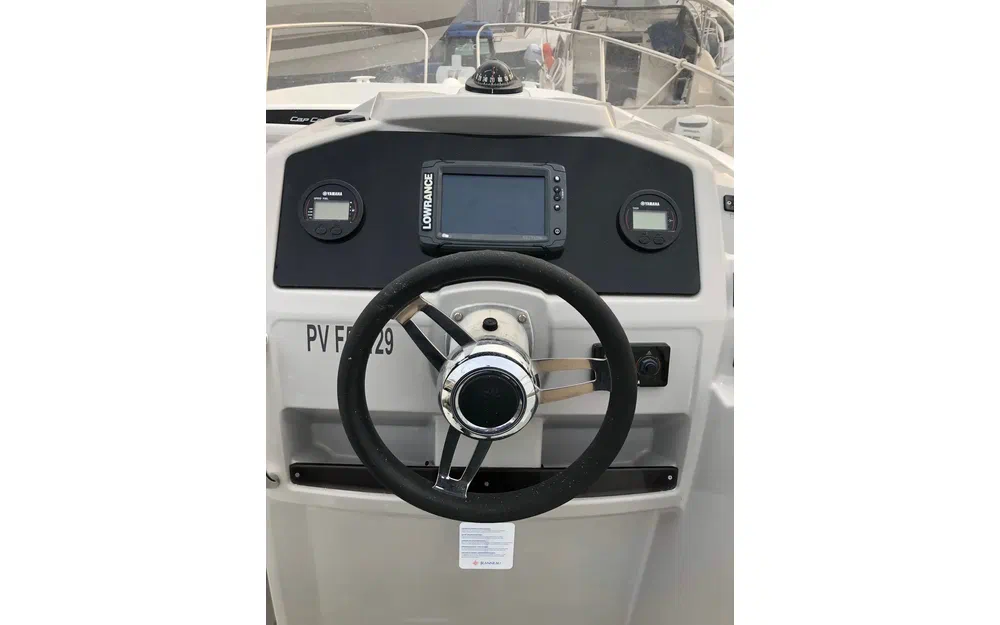 slider 3 Jeanneau Cap Camarat 7.5 WA