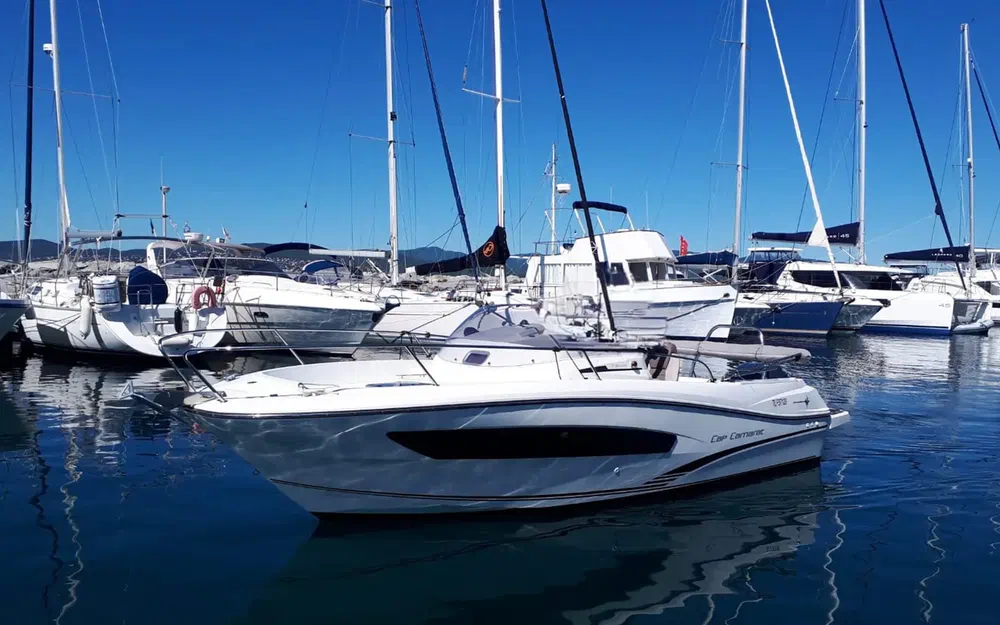 slider 6 Jeanneau Cap Camarat 7.5 WA