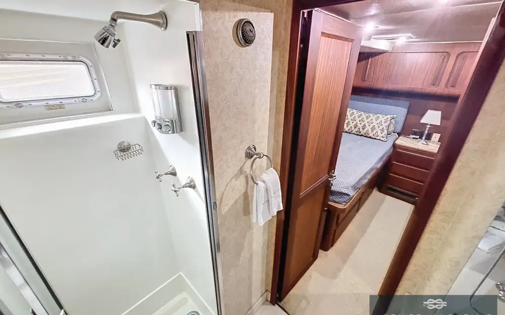 slider 30 Hatteras  85