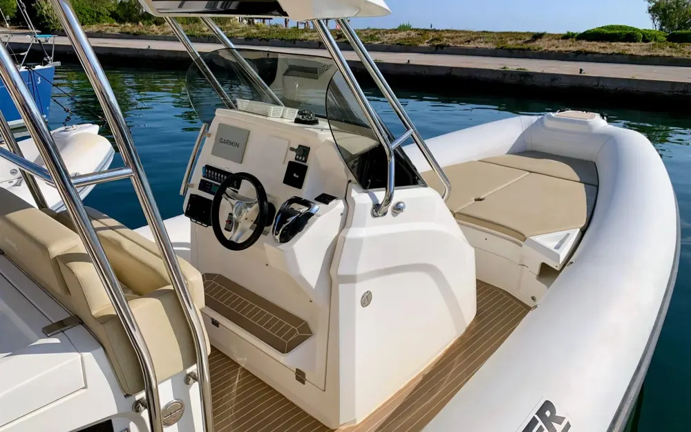 slider 1 Joker Boat Clubman