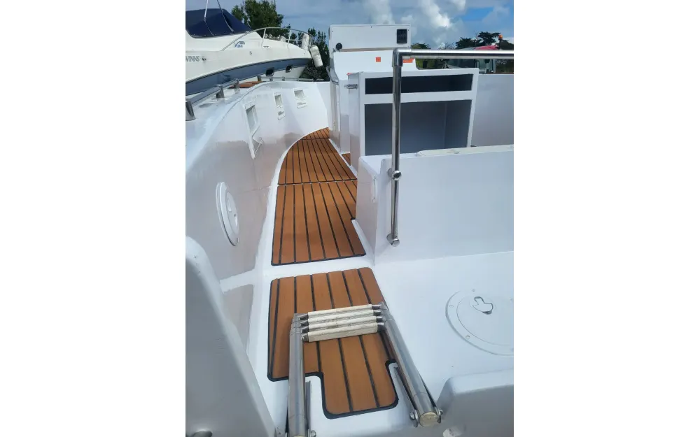 slider 8 Custom AKA 690 - null