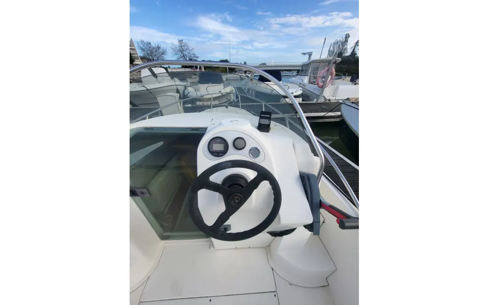slider 5 Pro Marine Belone 550 - null