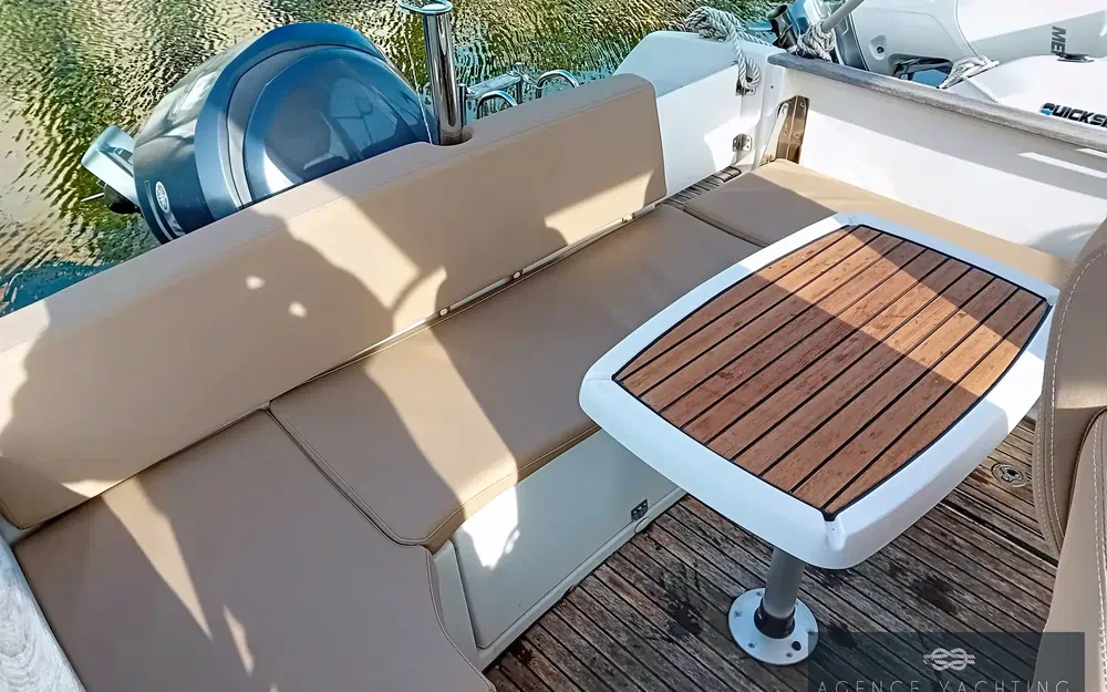 slider 11 Jeanneau Cap Camarat 7.5 WA