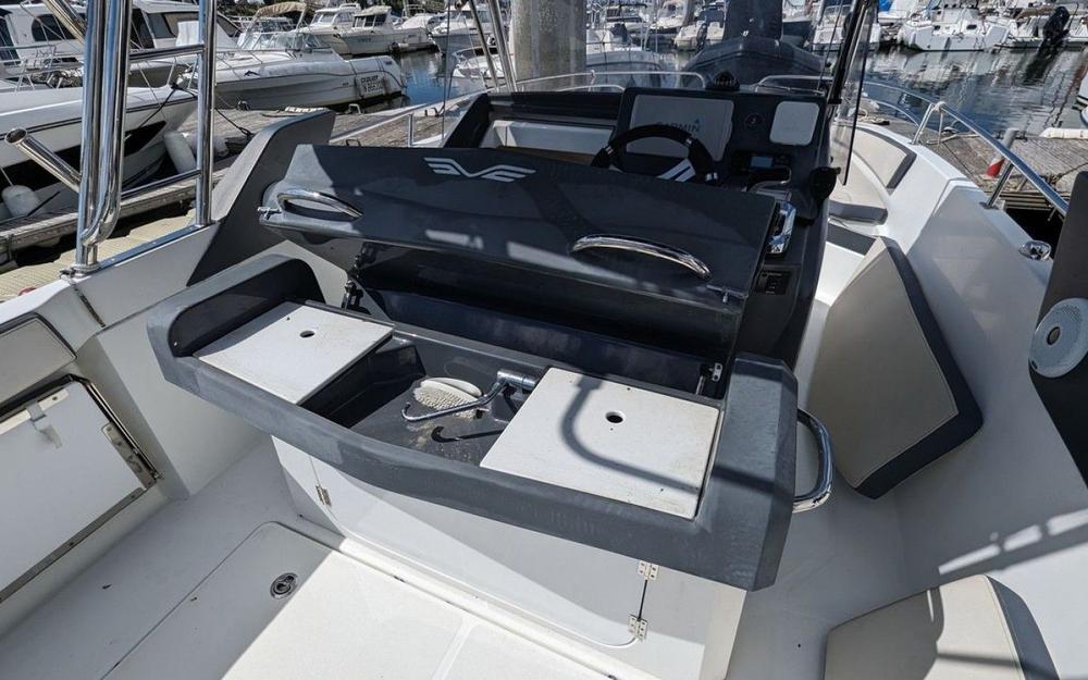 slider 5 Beneteau Flyer 7 SPACEdeck