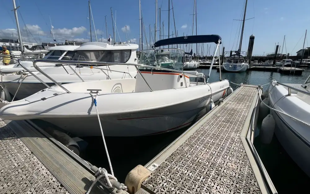 slider 0 Pacific Craft  550 Open